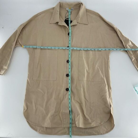 Fashion Nova Daleyza Button Up Long Sleeve Tan Beige Shacket  NWT Small - Picture 7 of 8